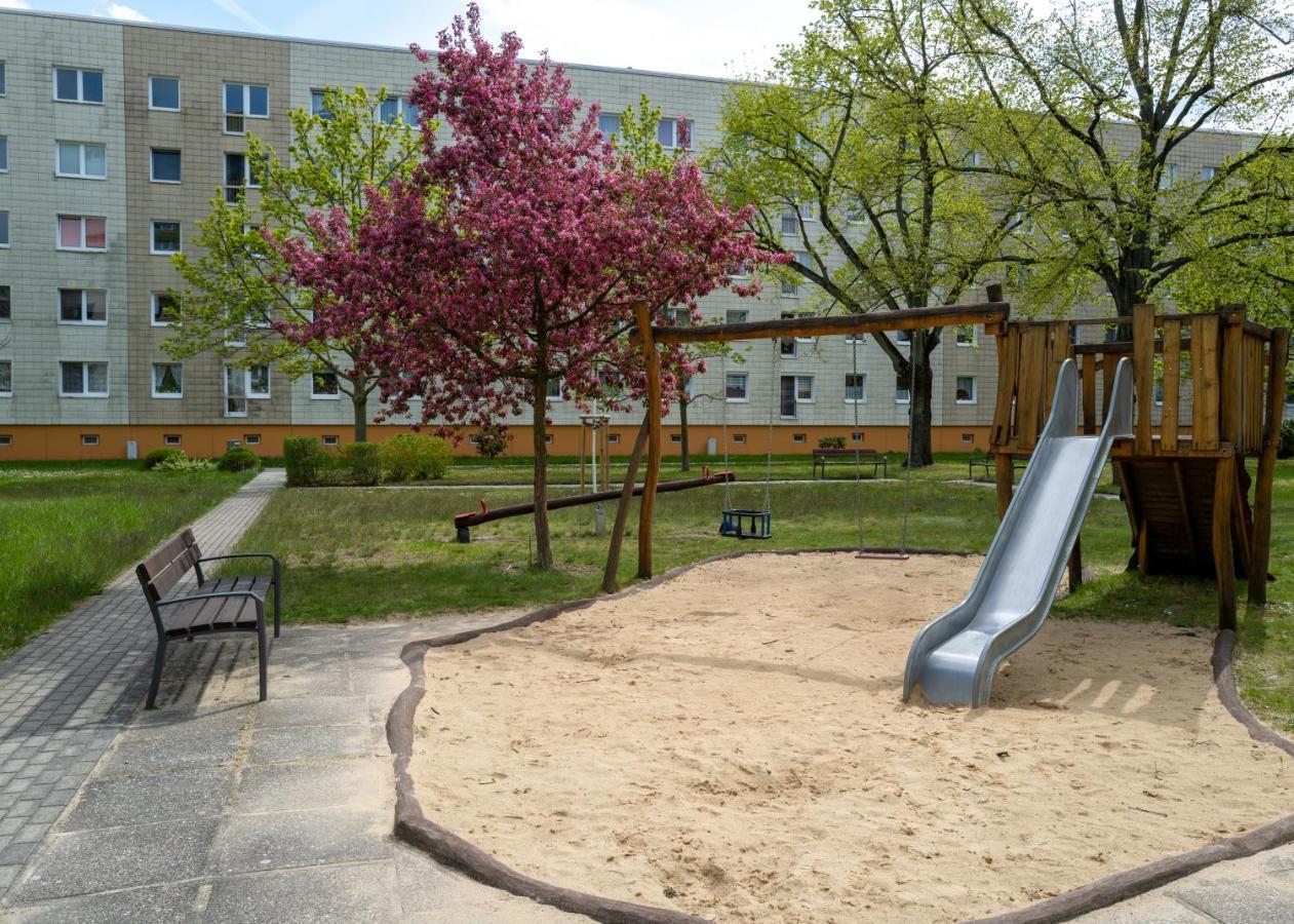 Zentrumsnahe Leipzig-Apartments, Nahe Ufz Und Bmw Inkl Parkplatz Und Fahrraeder Exterior photo